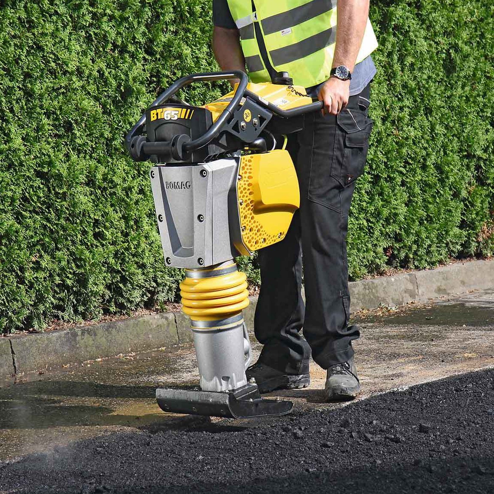 Zagęszczarka stopowa Skoczek Bomag BT 65 - obrazek 6